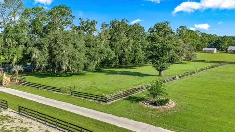 5065 NW 150th Avenue Morriston FL 32668