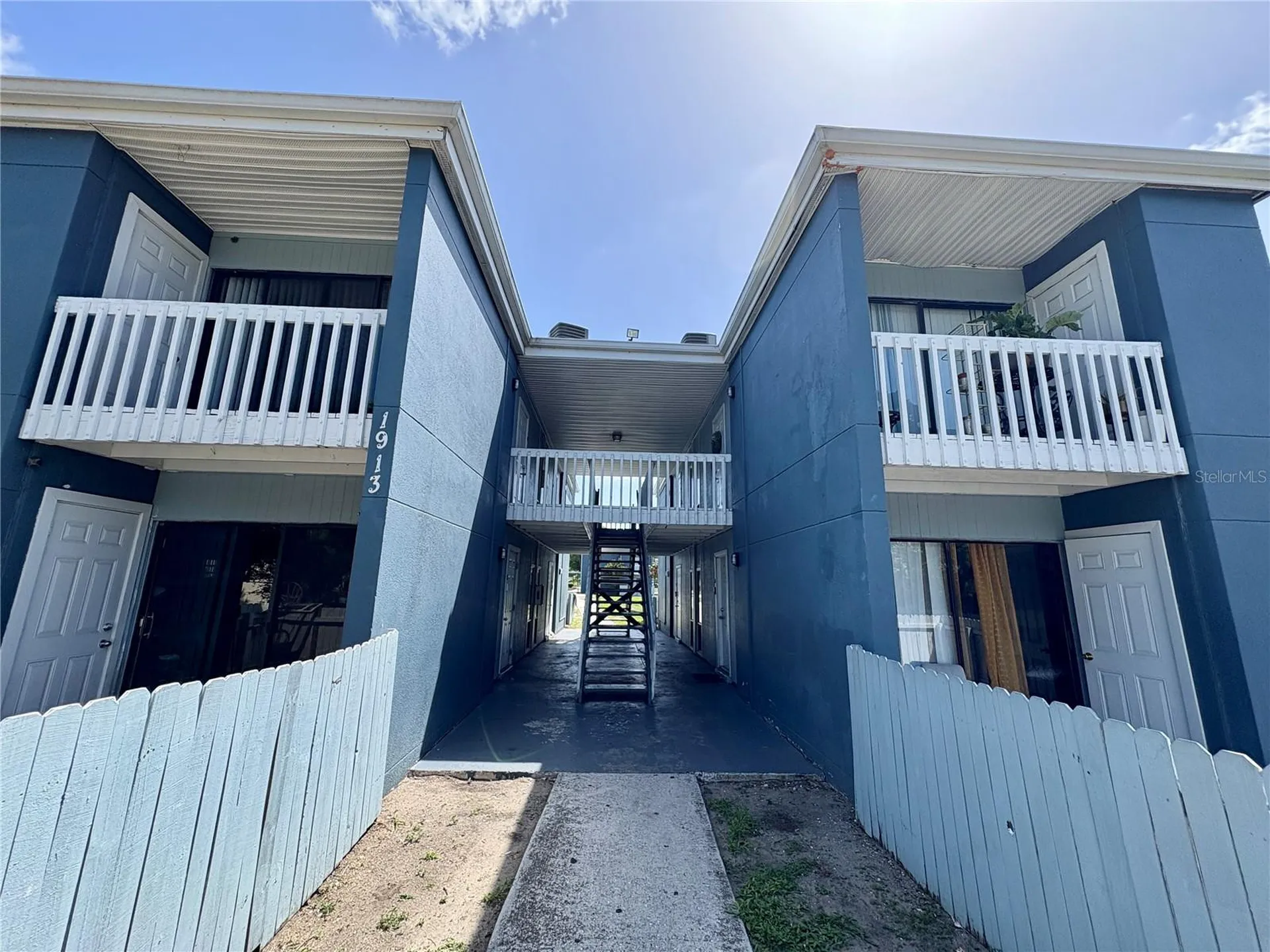 1913 5th Street W Bradenton FL 34205