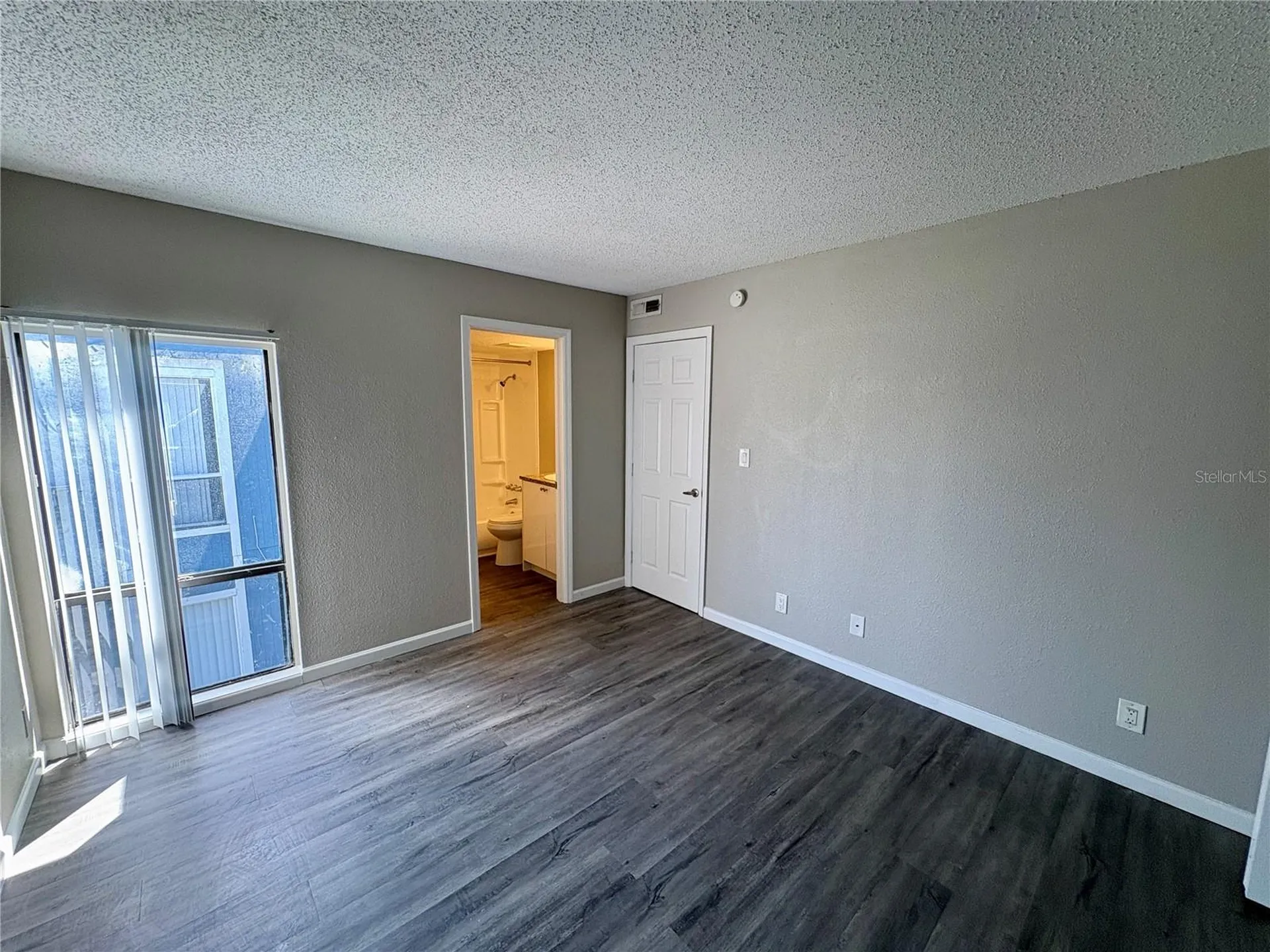 1913 5th Street W Bradenton FL 34205