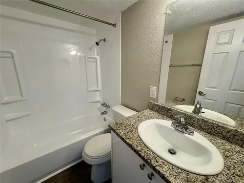 1913 5th Street W Bradenton FL 34205