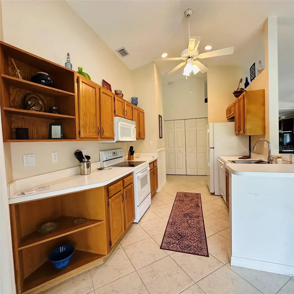 13412 SW Pembroke Circle N Lake Suzy FL 34269