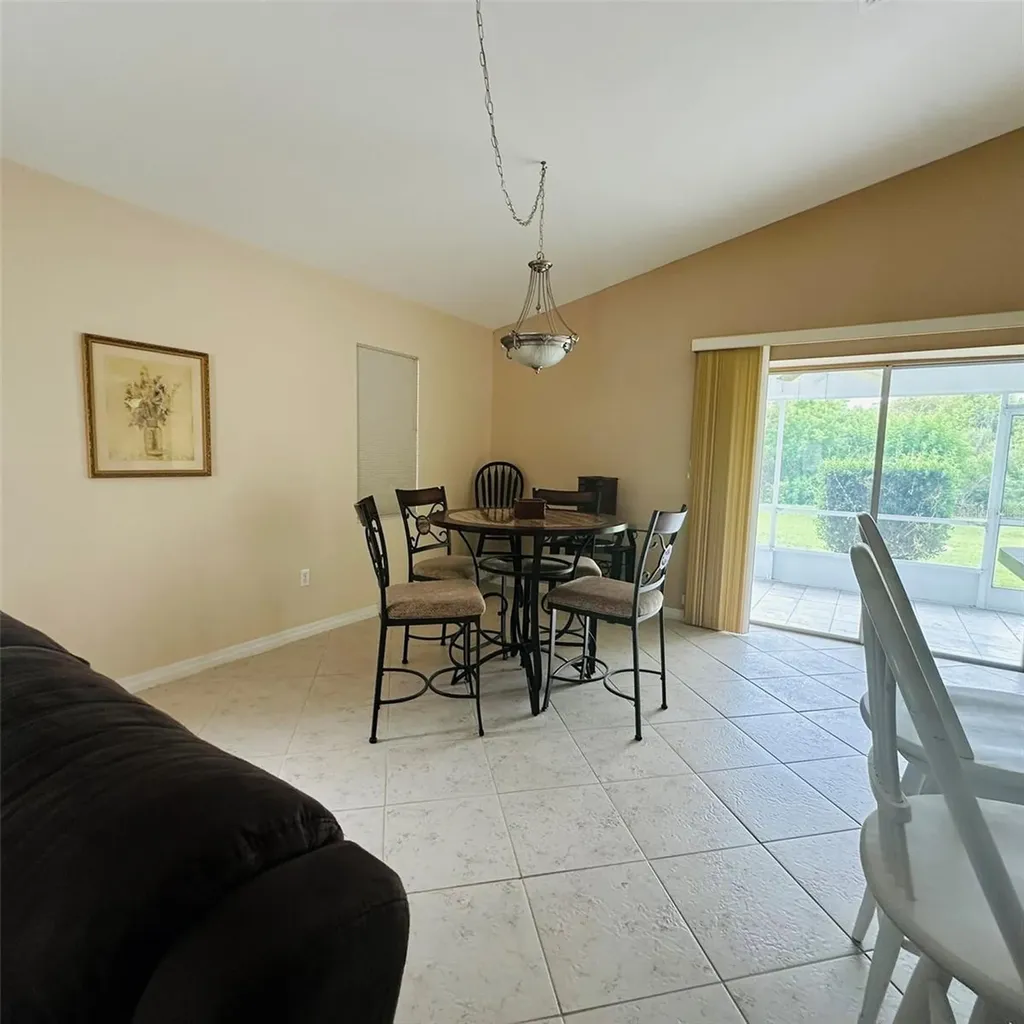13412 SW Pembroke Circle N Lake Suzy FL 34269