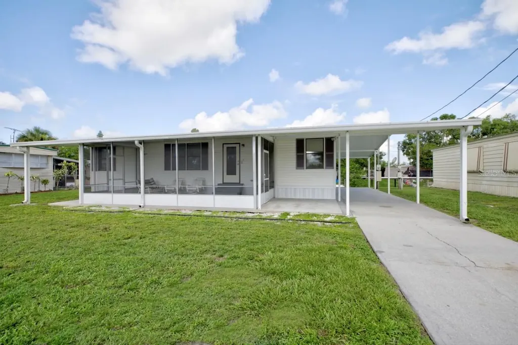 3523 SE 35th Avenue Okeechobee FL 34974