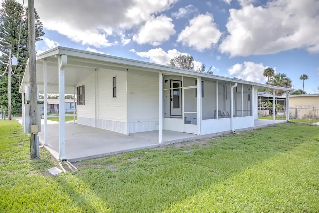 3523 SE 35th Avenue Okeechobee FL 34974
