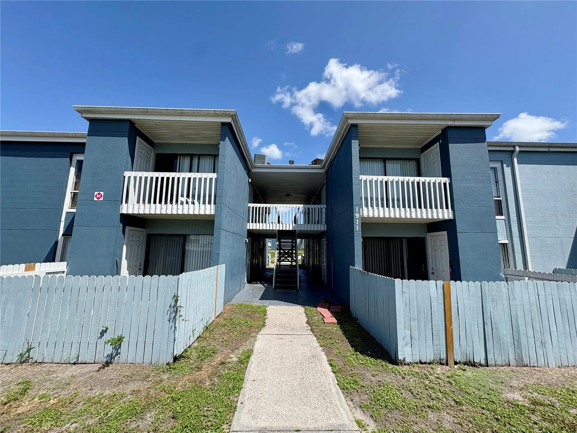 1911 5th Street W Bradenton FL 34205