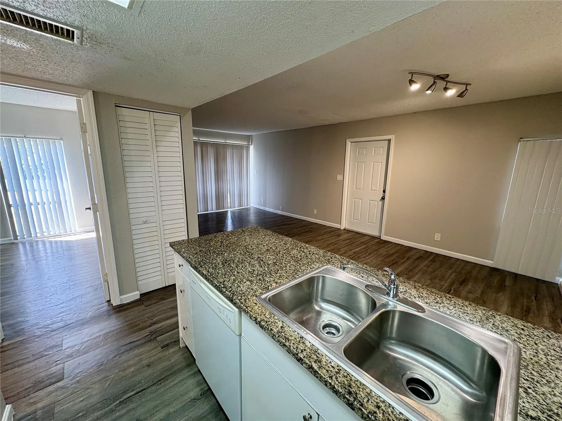 1911 5th Street W Bradenton FL 34205