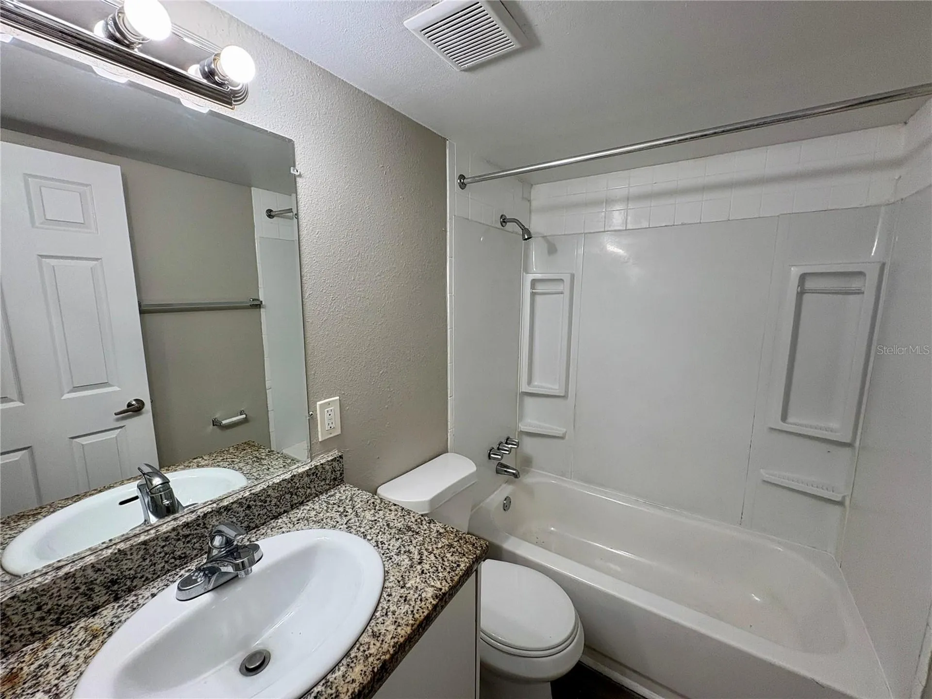 1911 5th Street W Bradenton FL 34205