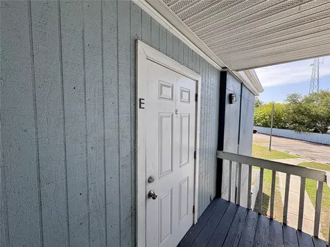 1911 5th Street W Bradenton FL 34205
