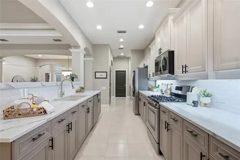 10413 Applecross Lane Tampa FL 33626