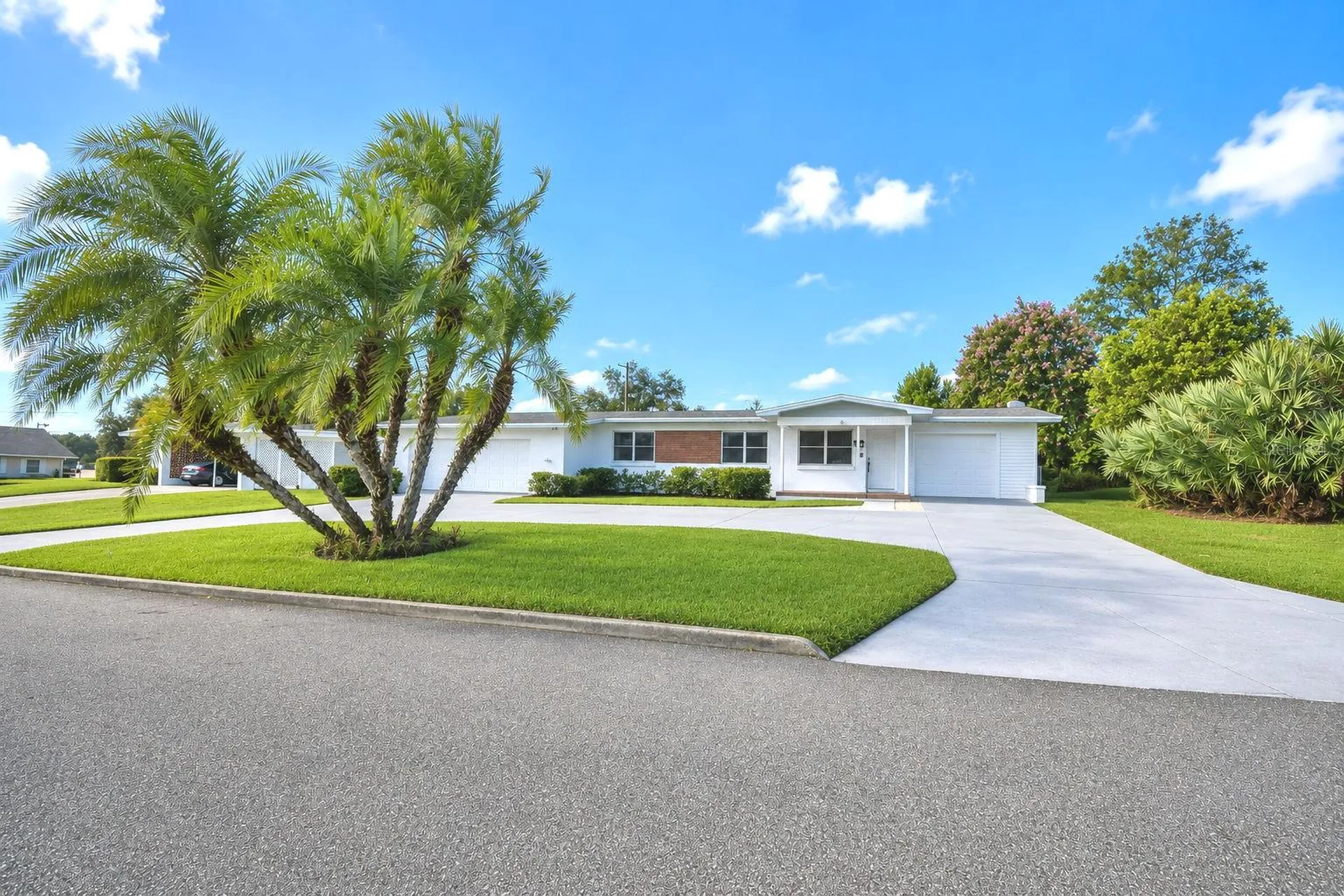 906 Avenue M SE Winter Haven FL 33880
