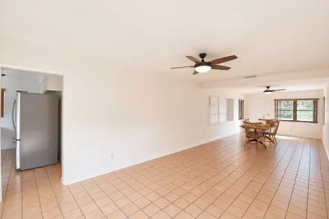 906 Avenue M SE Winter Haven FL 33880
