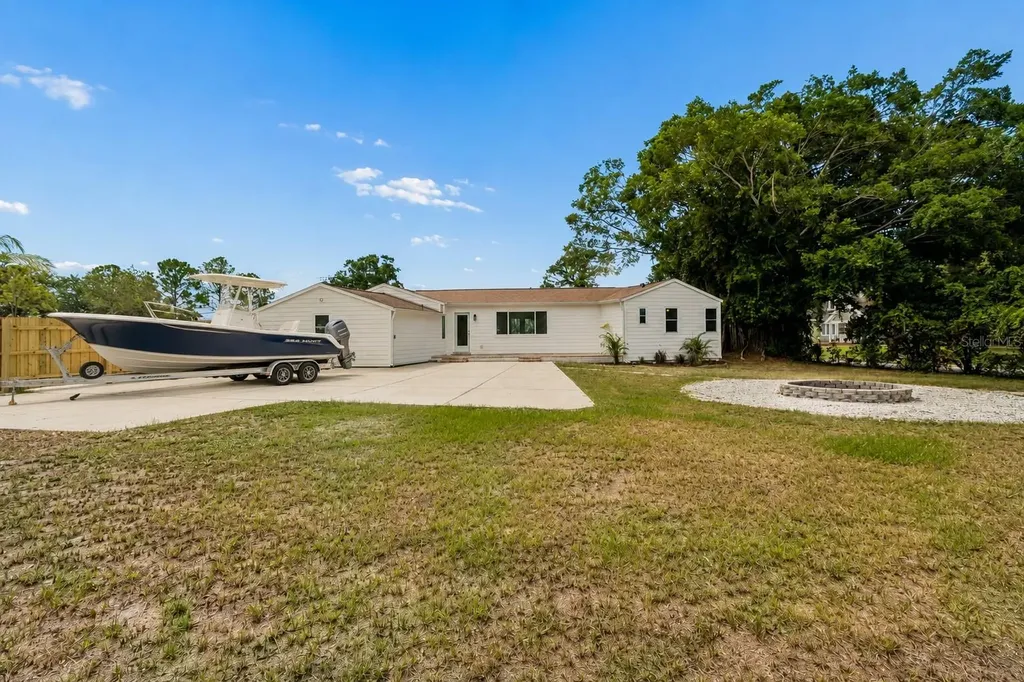 7745 Westmoreland Drive Sarasota FL 34243