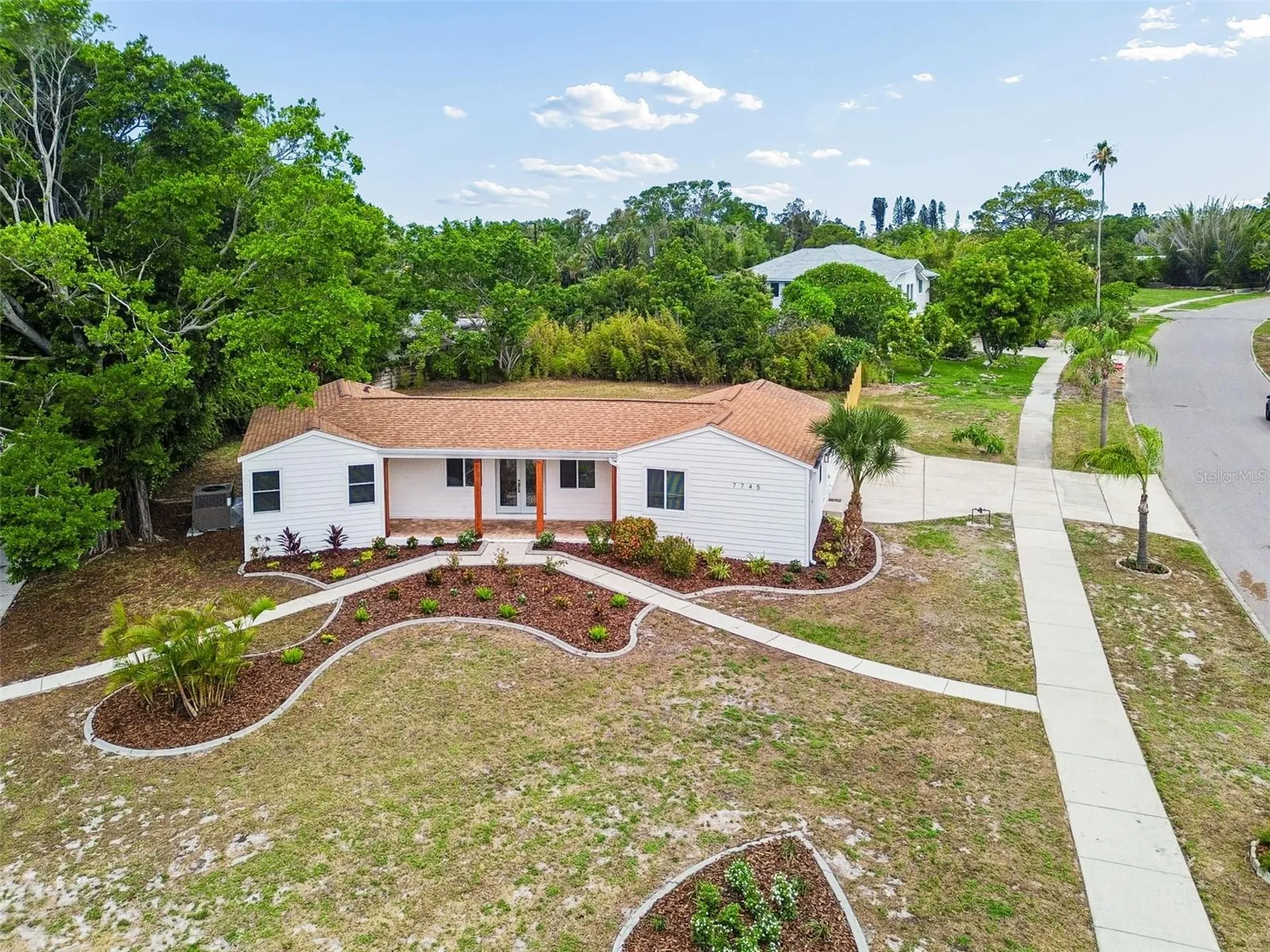 7745 Westmoreland Drive Sarasota FL 34243