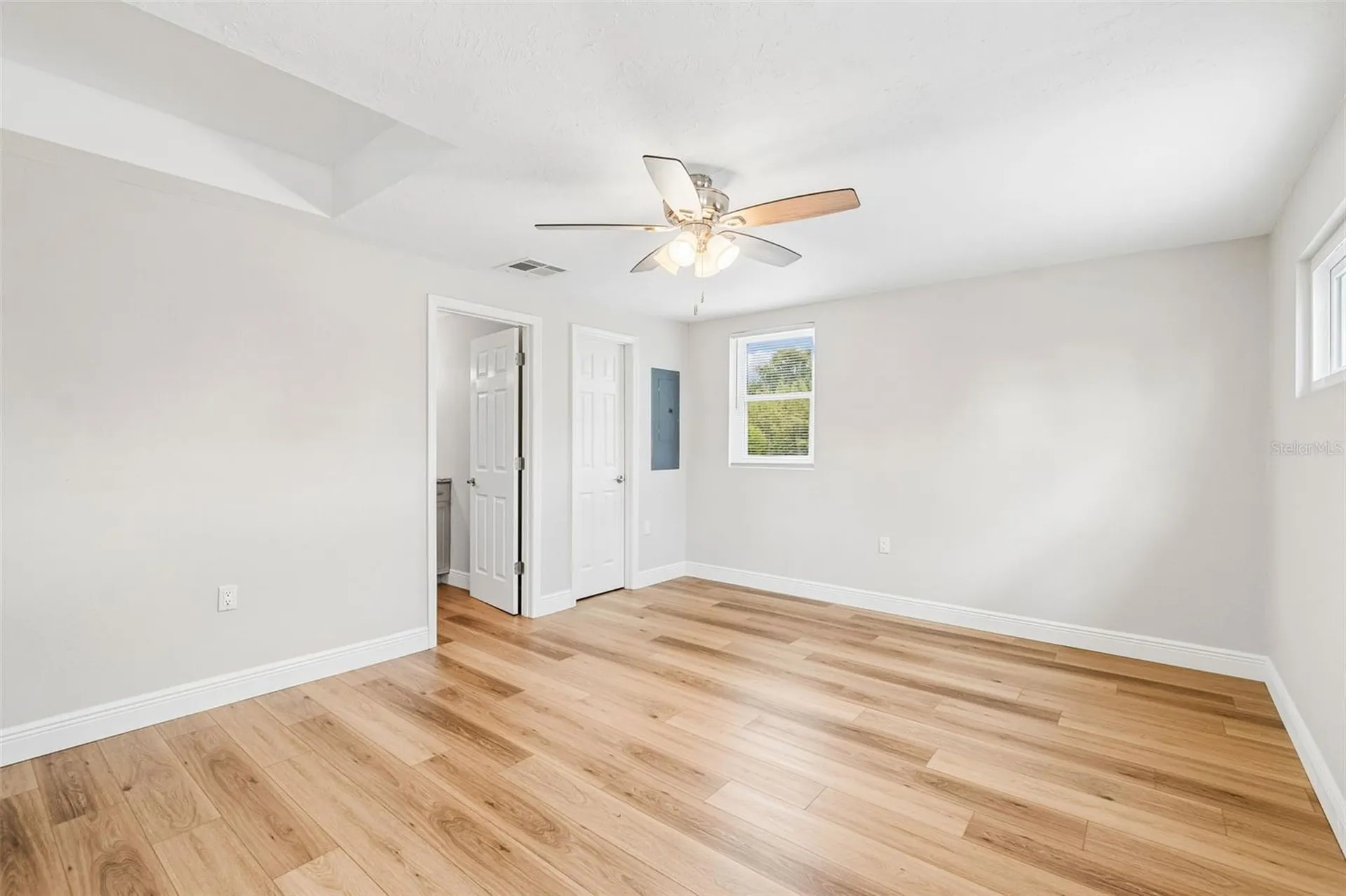 7745 Westmoreland Drive Sarasota FL 34243