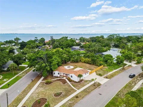 7745 Westmoreland Drive Sarasota FL 34243
