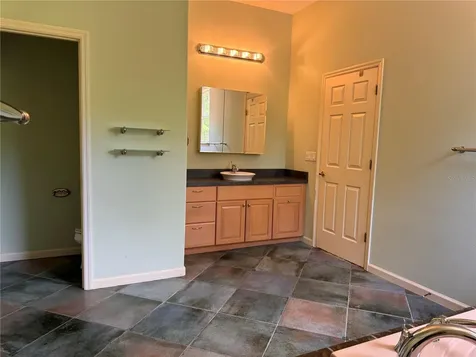 779 E Chapman Road Oviedo FL 32765