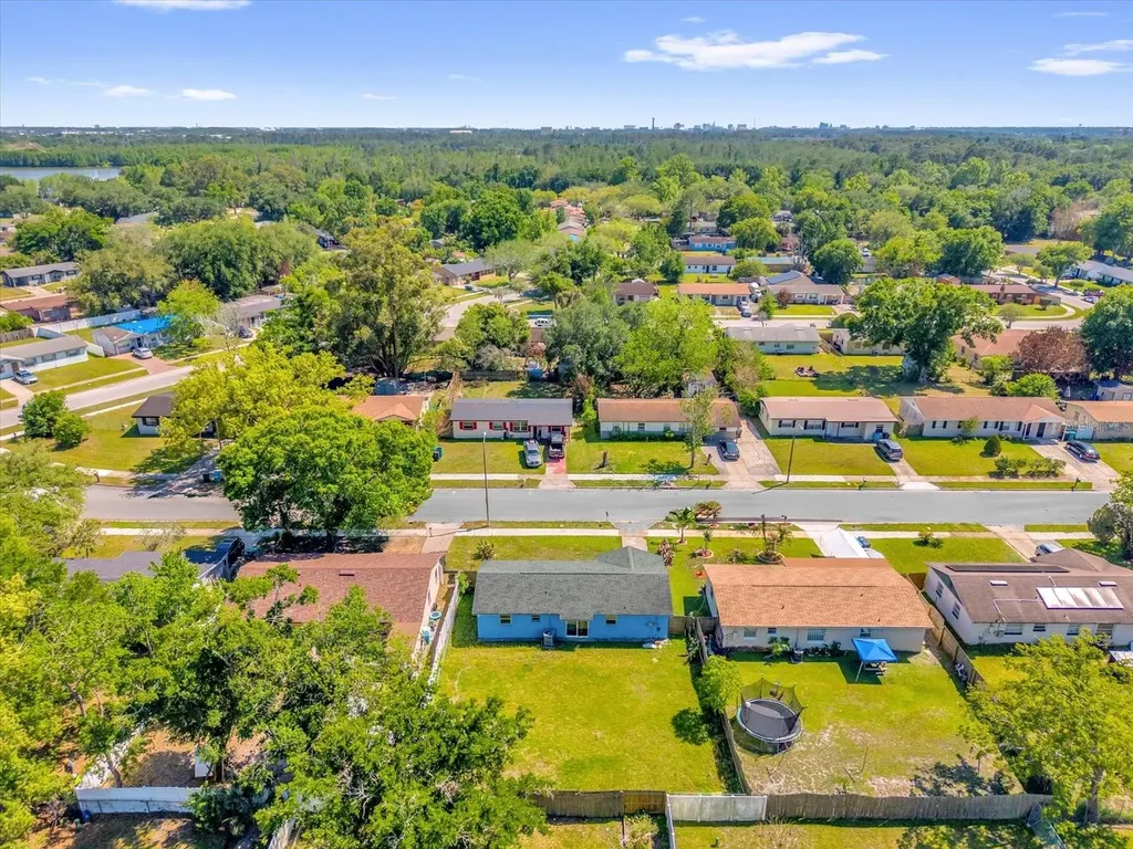5390 Botany Court Orlando FL 32811