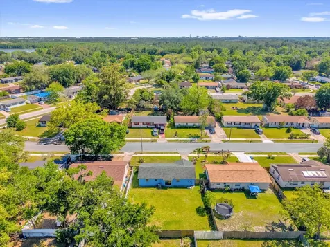 5390 Botany Court Orlando FL 32811