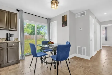 5390 Botany Court Orlando FL 32811