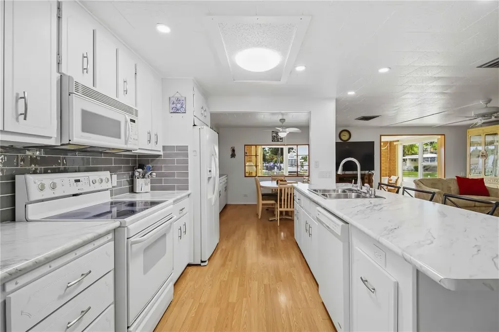 5510 Denmark Drive Bradenton FL 34207