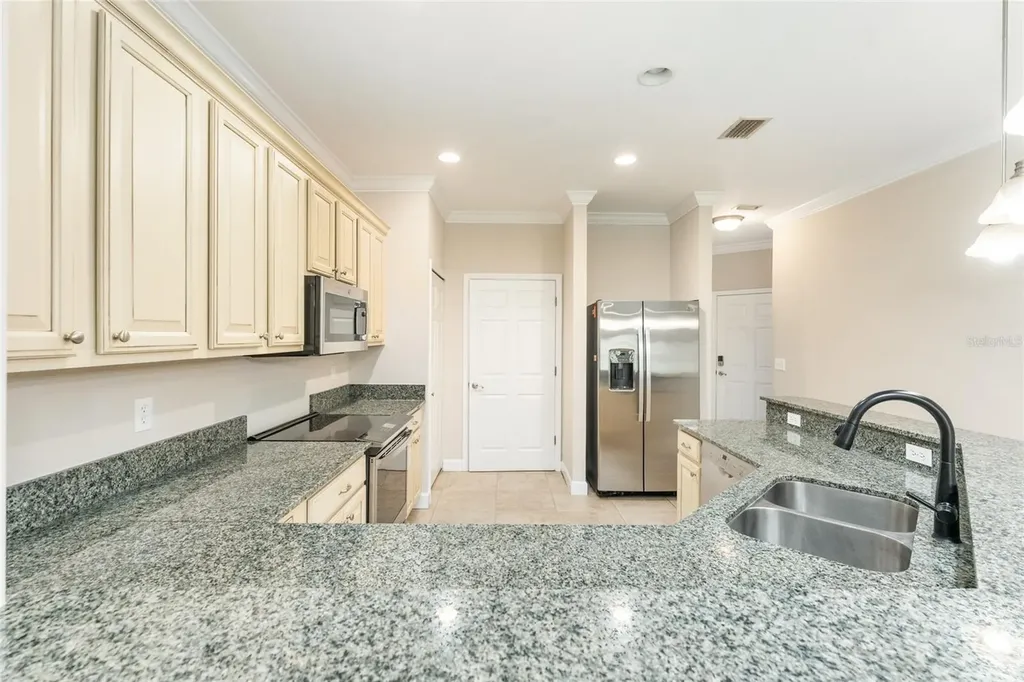 12705 NW 11th Place Newberry FL 32669