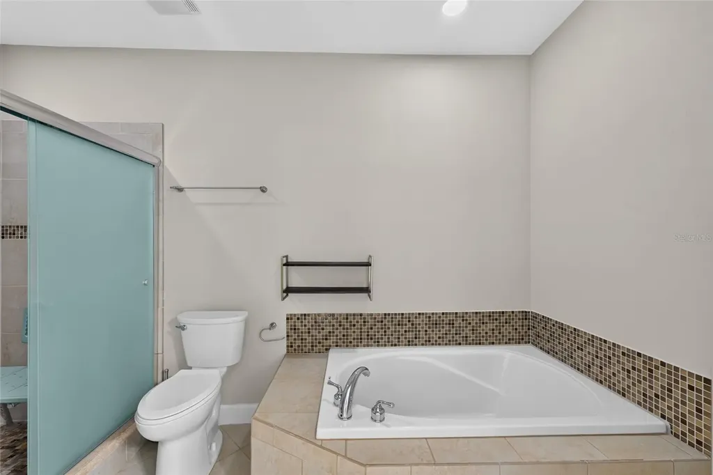 12705 NW 11th Place Newberry FL 32669