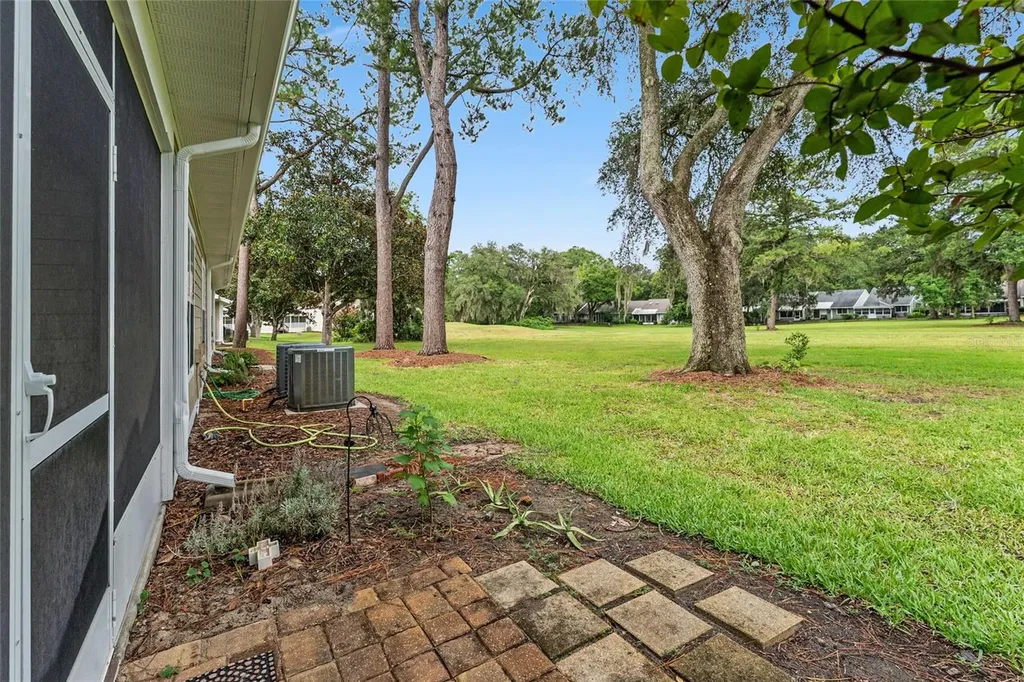 12705 NW 11th Place Newberry FL 32669