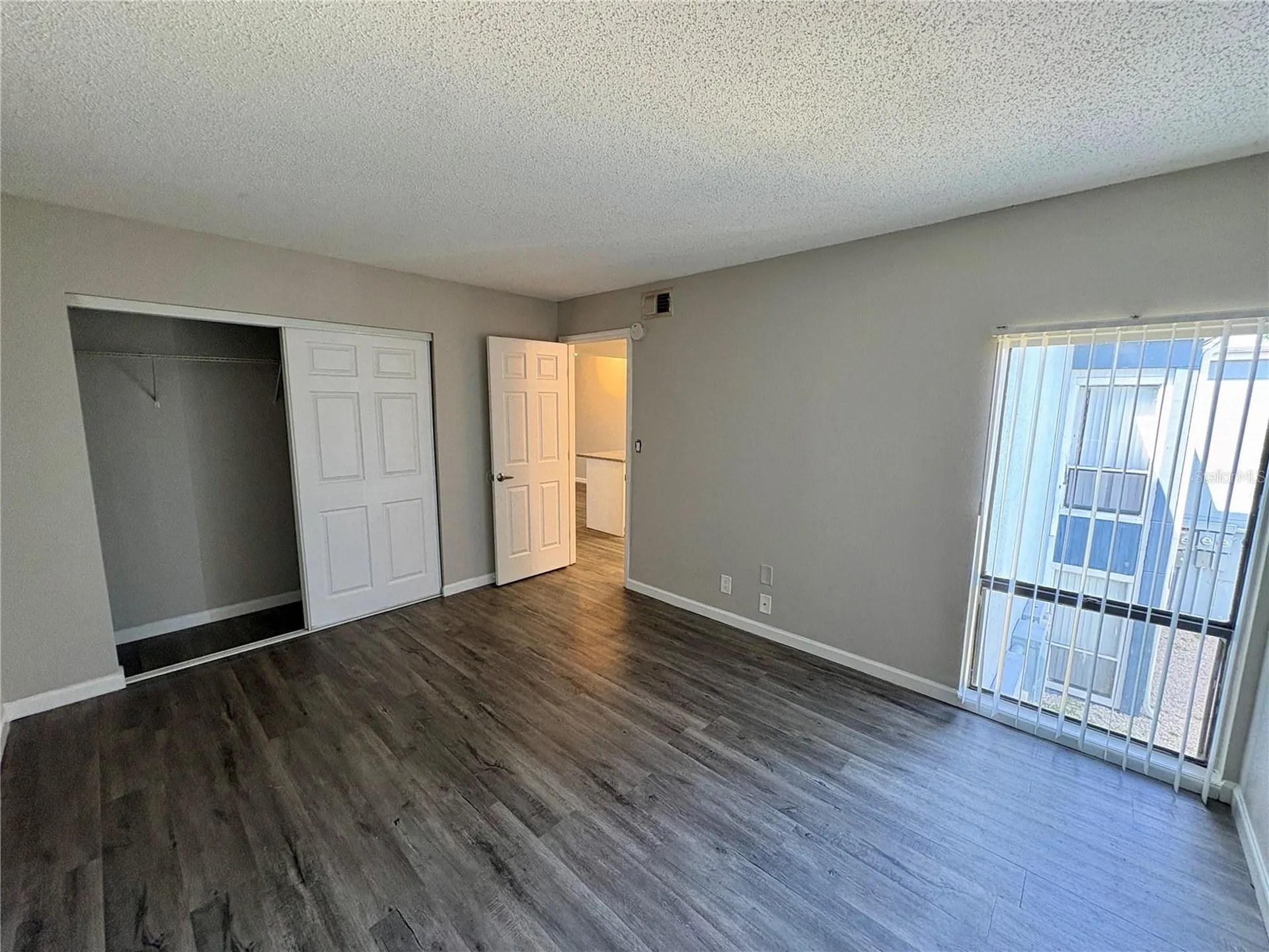 1909 5th Street W Bradenton FL 34205