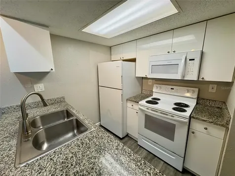 1909 5th Street W Bradenton FL 34205