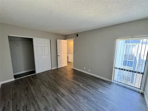 1909 5th Street W Bradenton FL 34205