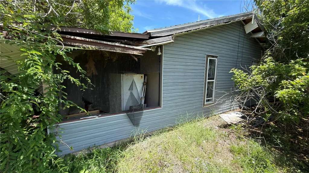 5110 Honey Lane Grant FL 32949