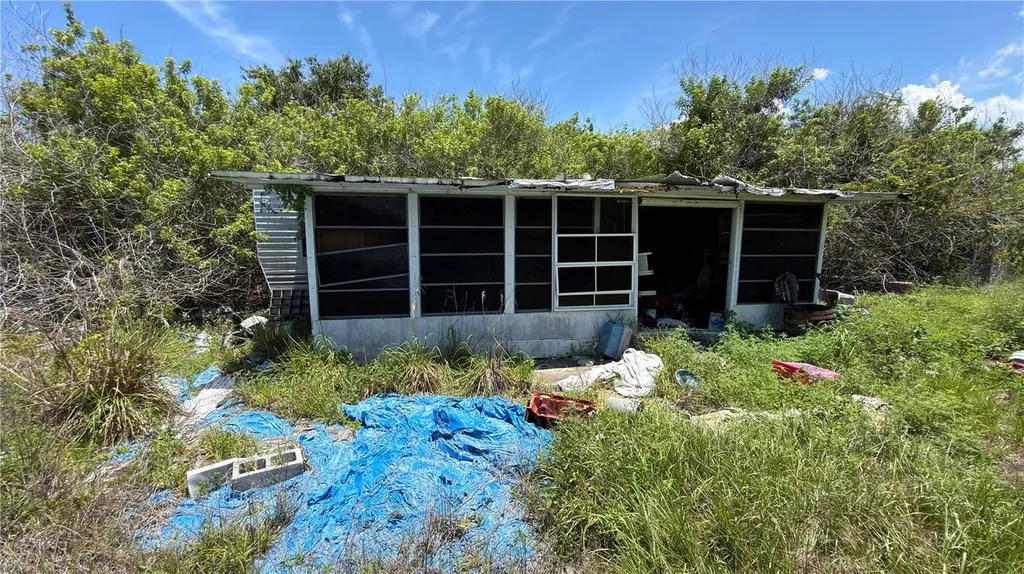 5110 Honey Lane Grant FL 32949