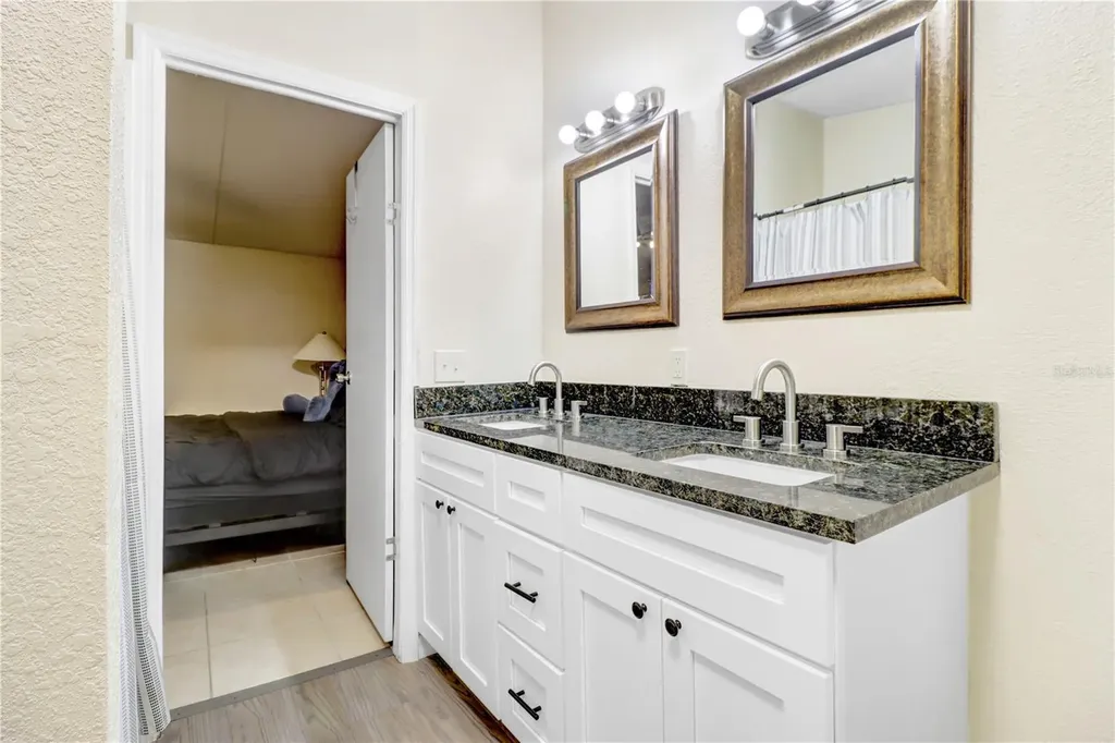 1135 Dean Street Mulberry FL 33860