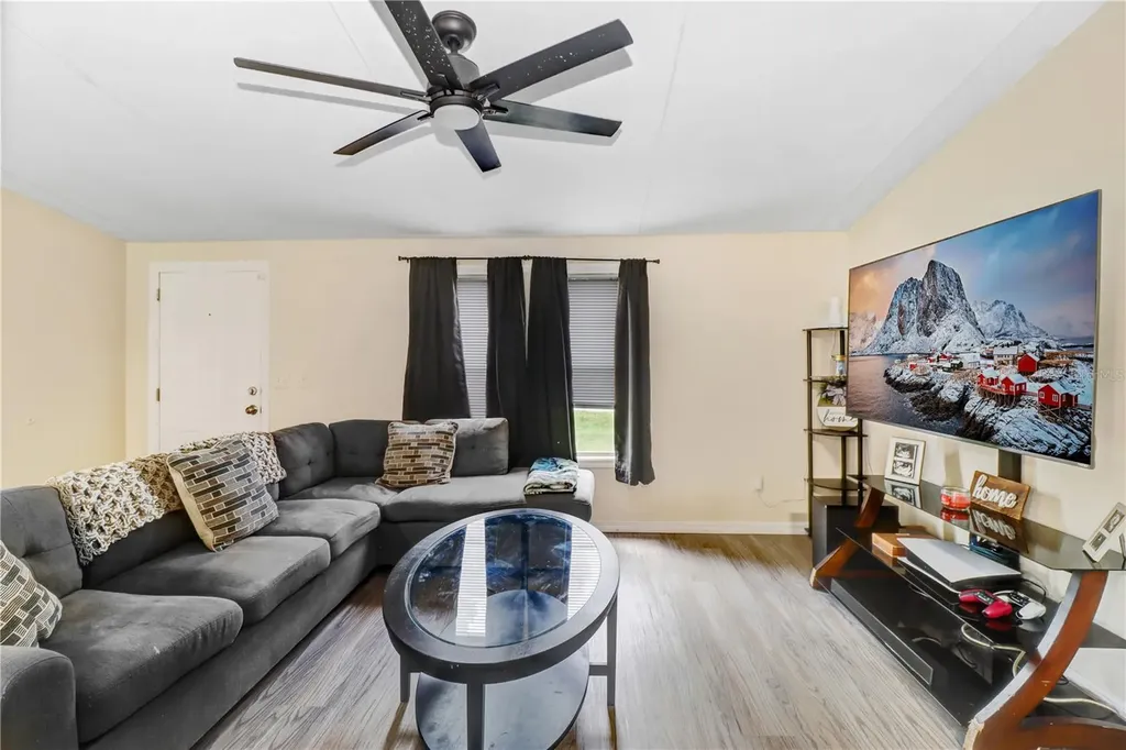 1135 Dean Street Mulberry FL 33860