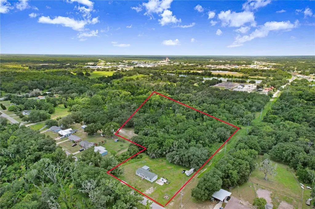 1135 Dean Street Mulberry FL 33860