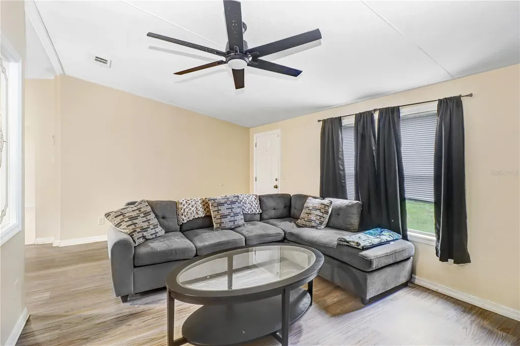 1135 Dean Street Mulberry FL 33860