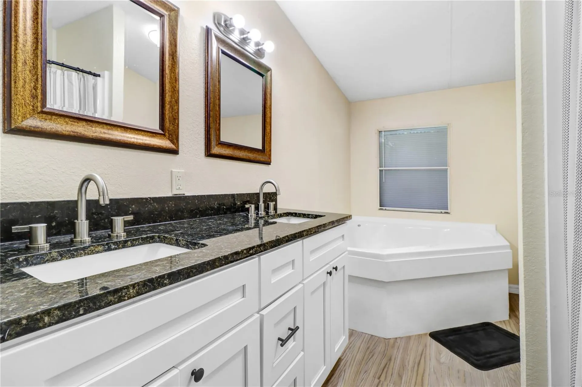 1135 Dean Street Mulberry FL 33860