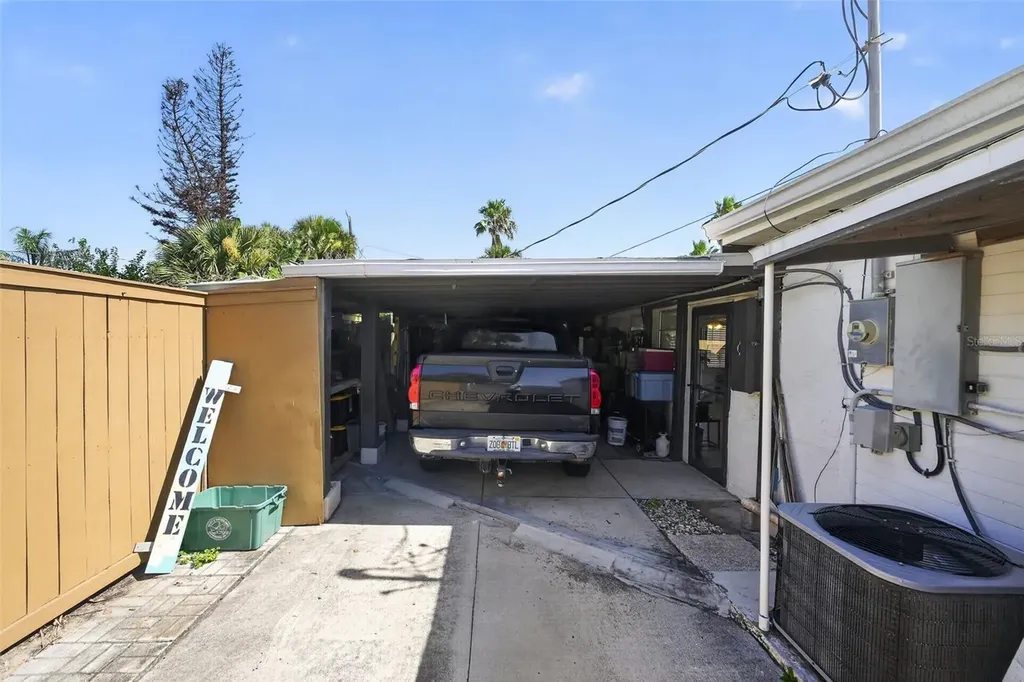 2525 Coral Way W Daytona Beach FL 32118
