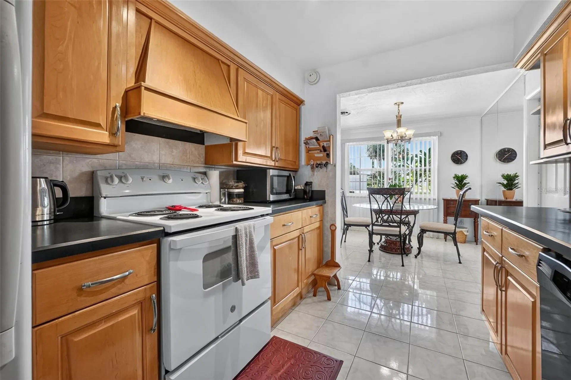 2525 Coral Way W Daytona Beach FL 32118