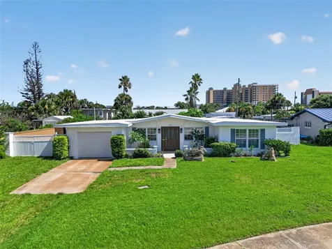 2525 Coral Way W Daytona Beach FL 32118