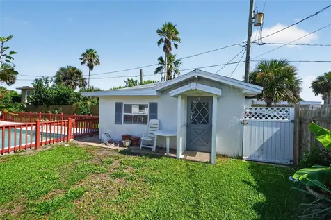 2525 Coral Way W Daytona Beach FL 32118