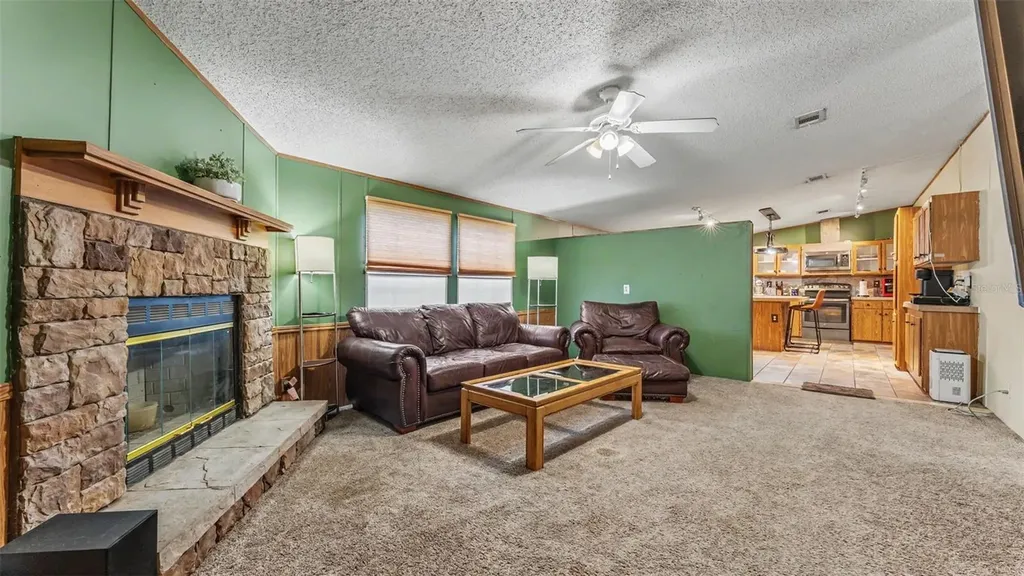 6702 Forestview Lane Lakeland FL 33811