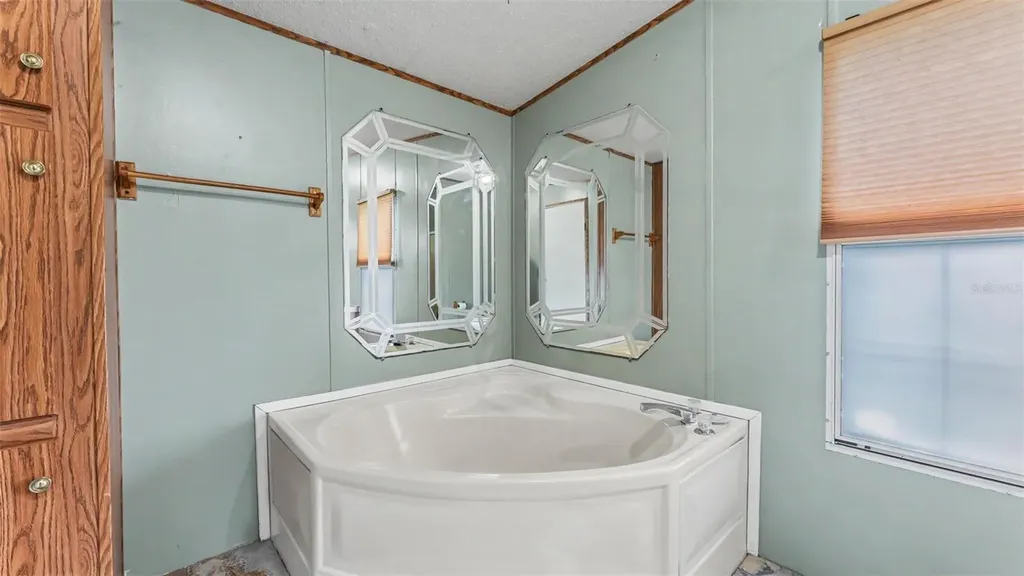 6702 Forestview Lane Lakeland FL 33811