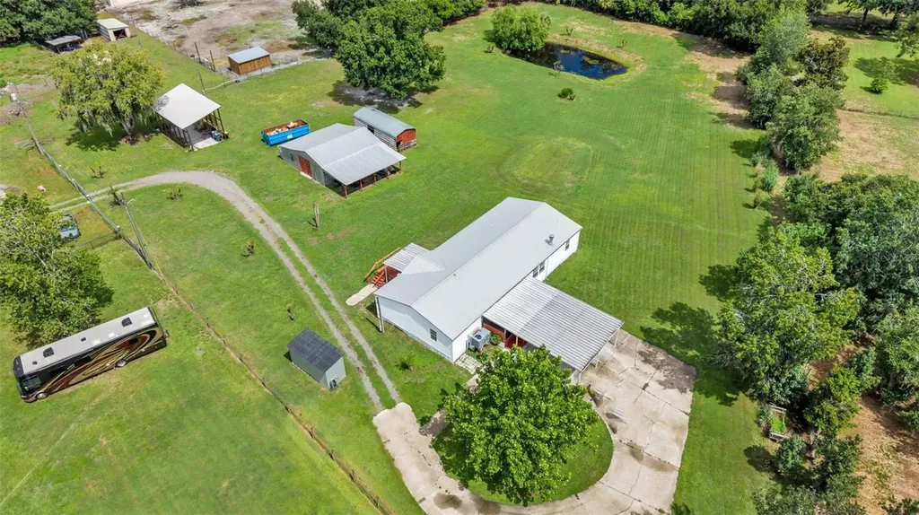 6702 Forestview Lane Lakeland FL 33811