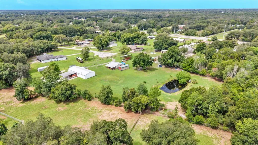 6702 Forestview Lane Lakeland FL 33811