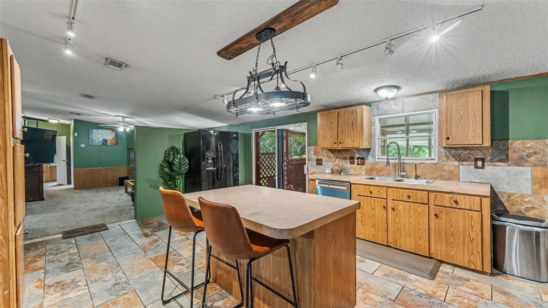 6702 Forestview Lane Lakeland FL 33811