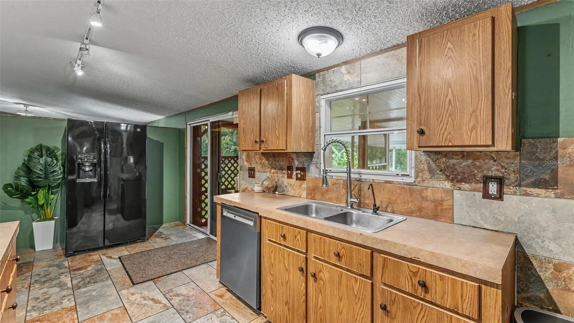 6702 Forestview Lane Lakeland FL 33811