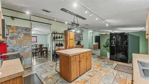 6702 Forestview Lane Lakeland FL 33811