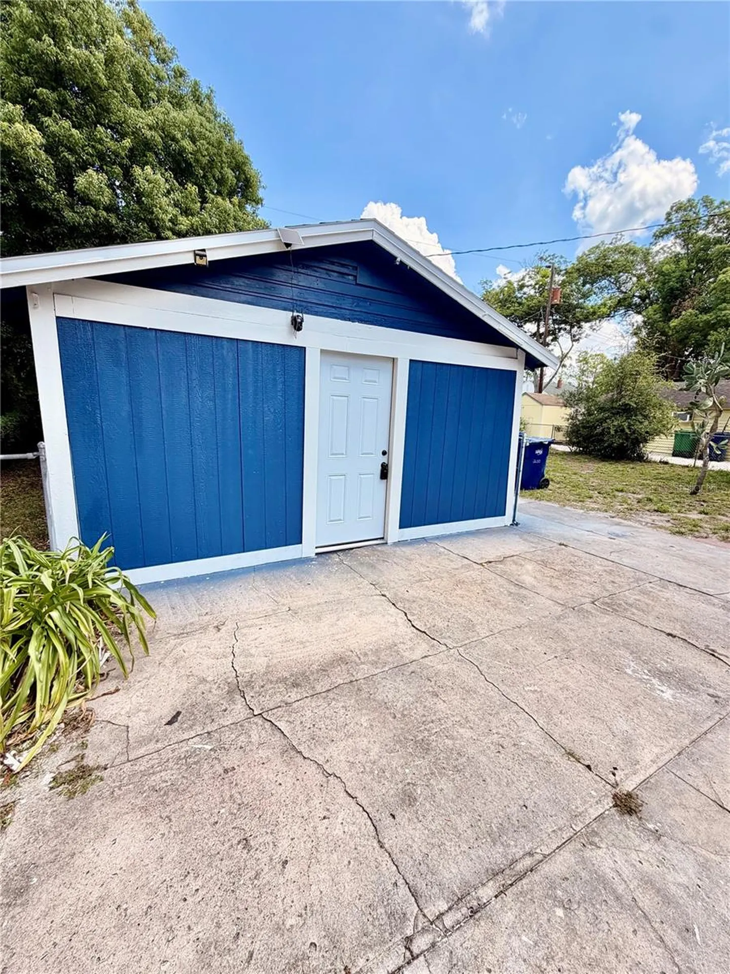 1200 E Henry Avenue Tampa FL 33604