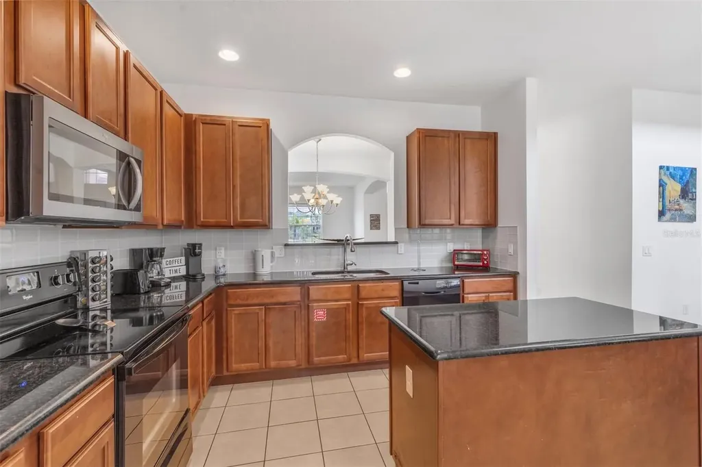411 Cabello Drive Davenport FL 33837